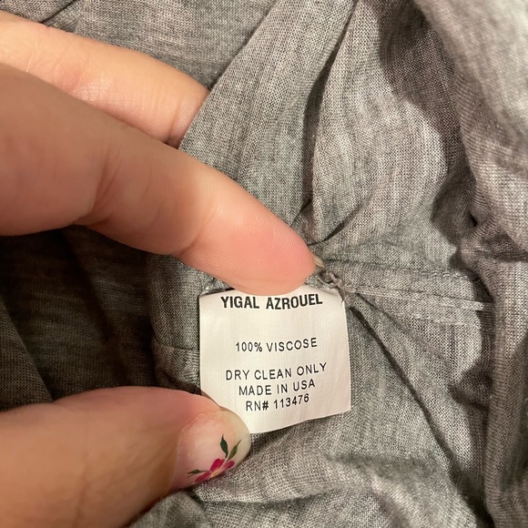 Yigal Azrouel Grey Top with Bubble Hem and Attached Neclace Chain. - Picture 10 of 12